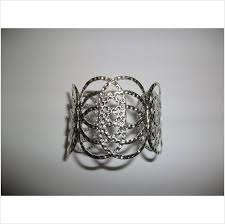 AVON SILVER DELANEY BRACELET