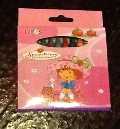 Strawberry shortcake crayons - great party favor