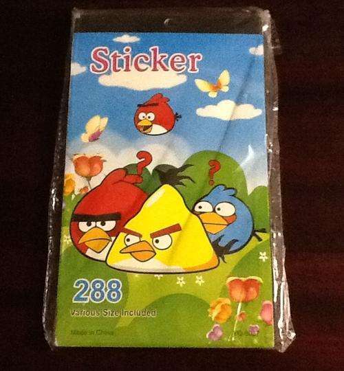 Angry birds sticker book with 288 stickers in - great party favor