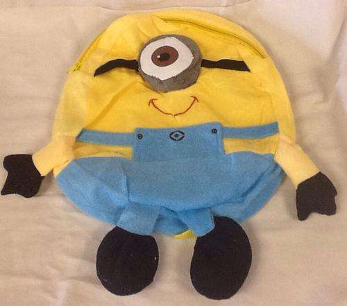 BACKPACKS / Carry BAGS - - soft plush material - despicable me minions 34x29cm