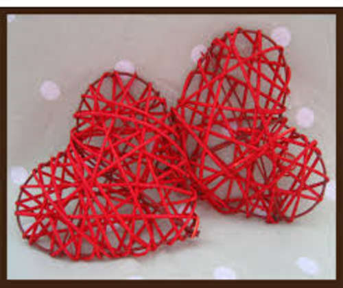 red rattan wooven wooden heart 18cm