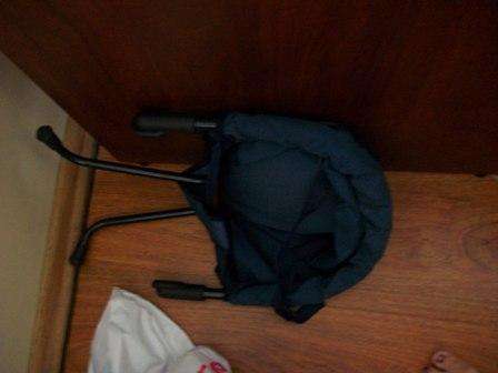 BABY CHAIR - HOOKS ON TABLE