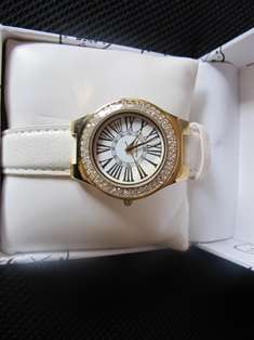 TOMATO WHITE & GOLD LADIES WATCH