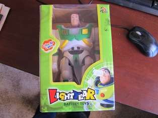 TOY STORY  --BUZZ LIGHTYEAR - - SOUNDS & MOVES