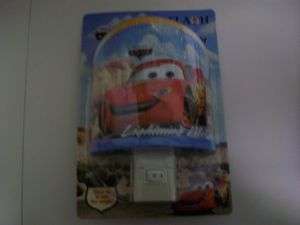 KIDS BEDROOM NIGHT LIGHT - CARS LIGTNING MCQUEEN