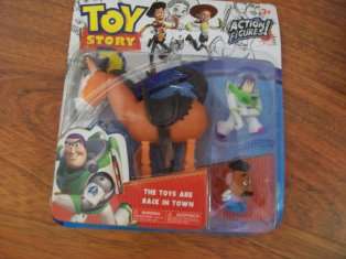 TOY STORY  --HORSE, BUZZ AND POTATO HEAD