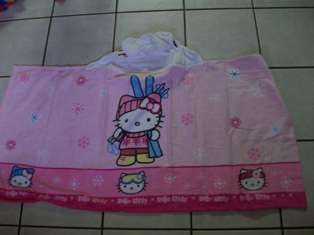 HELLO KITTY HOODY TOWEL