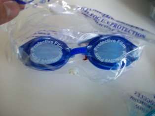 Swimming Goggles for kids - anti fog - silicone strap - blue