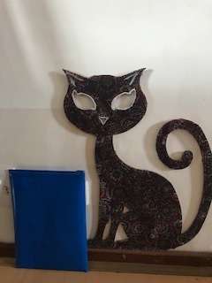 Decoupage cat decor