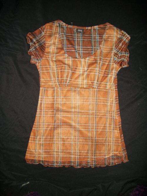 Ladies top - size 10