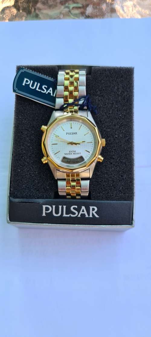 Pulsar mens watch