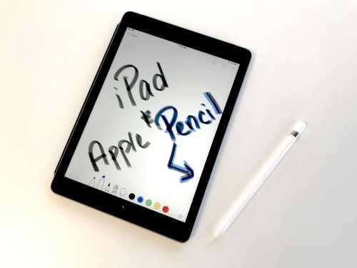COMBO - iPad 7th Gen 10.2" || 32GB || Wifi-Cellular & Apple Pencil 1 || IMMACULATE CONDITION ||