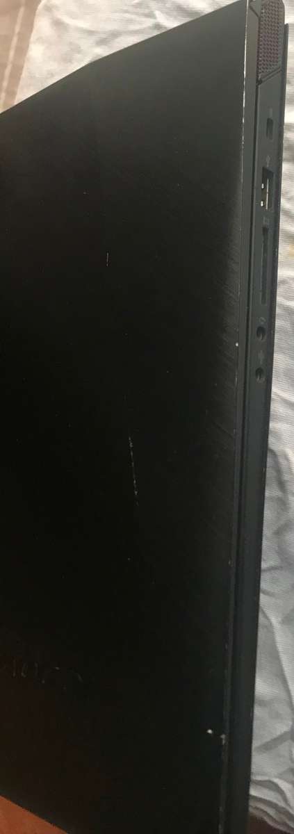 Lenovo Y70-70 || Touch Screen || Core i7 || 16GB Ram || 512GB SSD || 2GB Graphics || V. Good ||