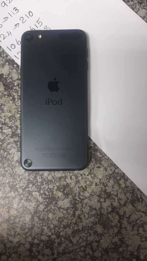 iPod Touch - 5th Gen - 32GB - Space Grey - Immaculate Condition