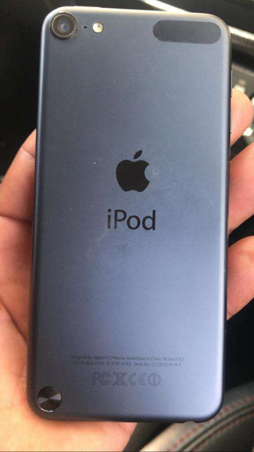 iPod Touch - 5th Gen - 32GB - Space Grey - Immaculate Condition