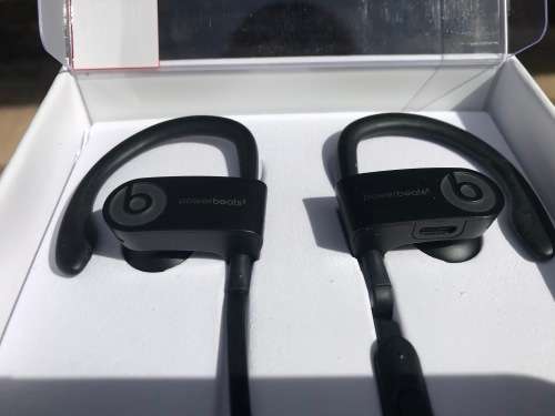 ORIGINAL - Beats By Dr Dre - Powerbeats 3 - Wireless Bluetooth - In Ear Earphones - NEW OPENED BOX