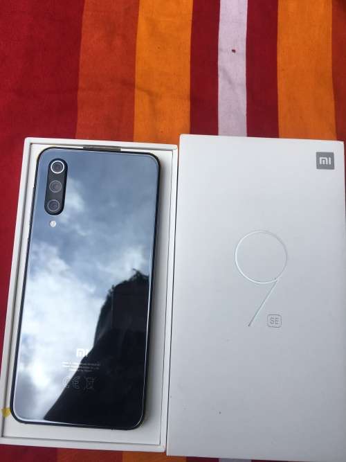 Xiaome || Mi 9SE || 128GB || 6GB Ram || Dual Sim || BRAND NEW Open Box