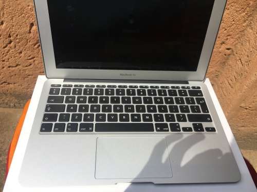 MacBook || Air|| i5 5th Gen || Early 2015 || 128GB SSD || 4GB Ram || Pristine Condition ||