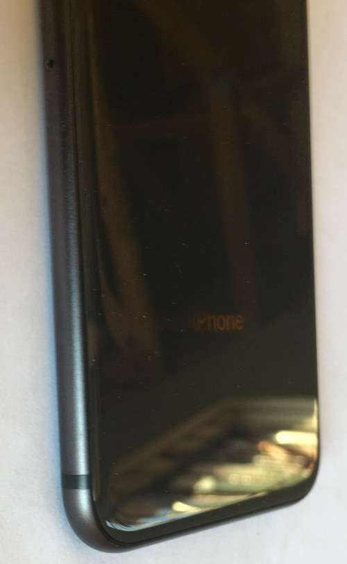 iPhone SE - 2nd - 2020|| 64GB || Black || Immaculate - Practcally NEW - Scratchless