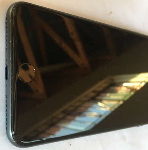 iPhone 8 Plus || 64GB || SPACE GRAY || Immculate Condition