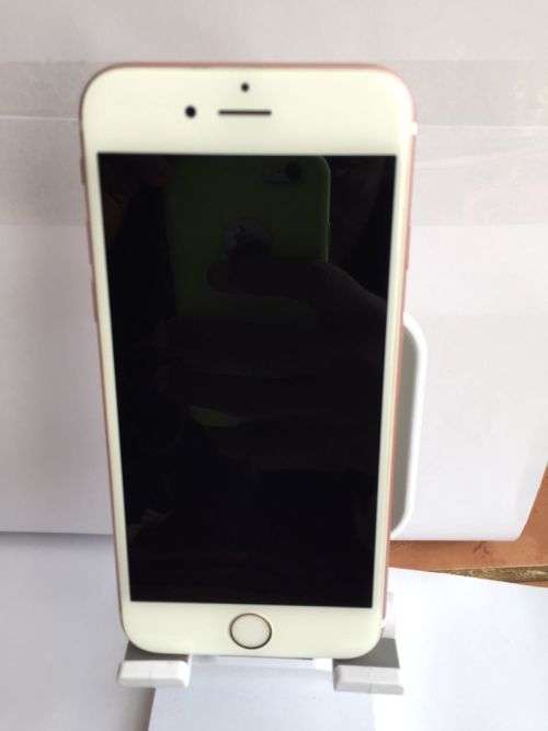 iPhone SE 1st Gen || 16GB || Rose Gold || Pristine Condition