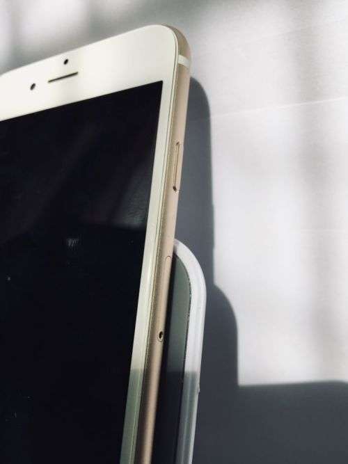 iPhone 6 || 128GB || Gold || Immaculate Condition