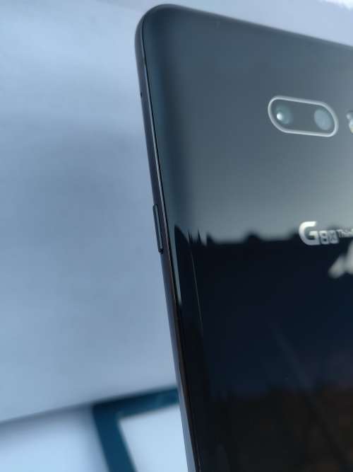 LG G8X || ThinQ || 128GB || Single Screen || Aurora Black || Practically NEW - Scratchless