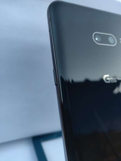 LG G8X || ThinQ || 128GB || Single Screen || Aurora Black || Practically NEW - Scratchless