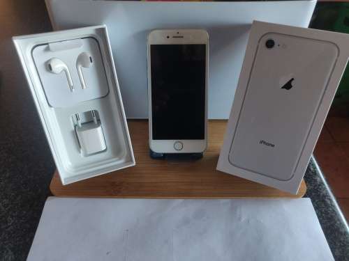 iPhone 8 || 64GB || SILVER || New Opened Box