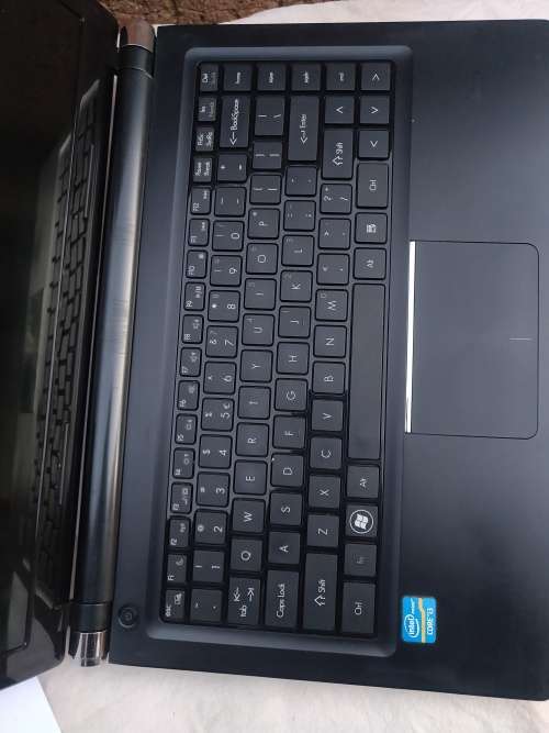 Mecer Ultrabook || Core i3 || 8GB Ram || 320GB HD || Excellent Condition