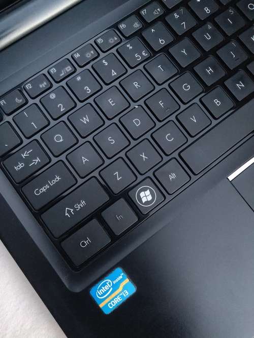 Mecer Ultrabook || Core i3 || 8GB Ram || 320GB HD || Excellent Condition