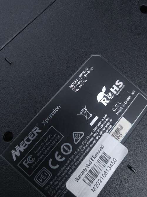 Mecer || Core i5 || 6th Gen || 8GB Ram || 256GB SSD || Immaculate Condition