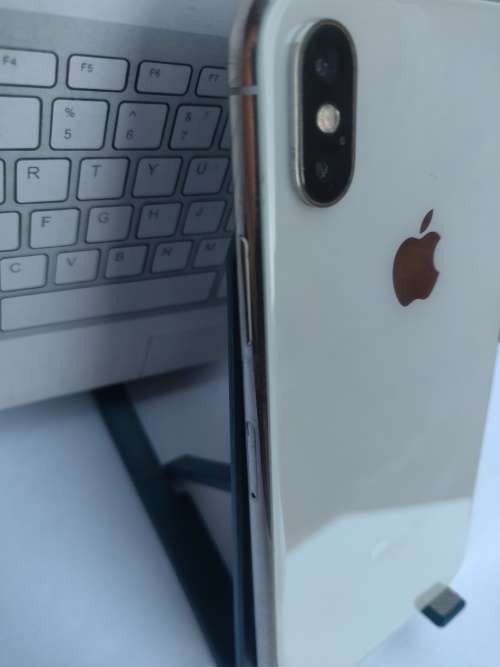 iPhone X || 256GB || Silver|| Excellent Condition