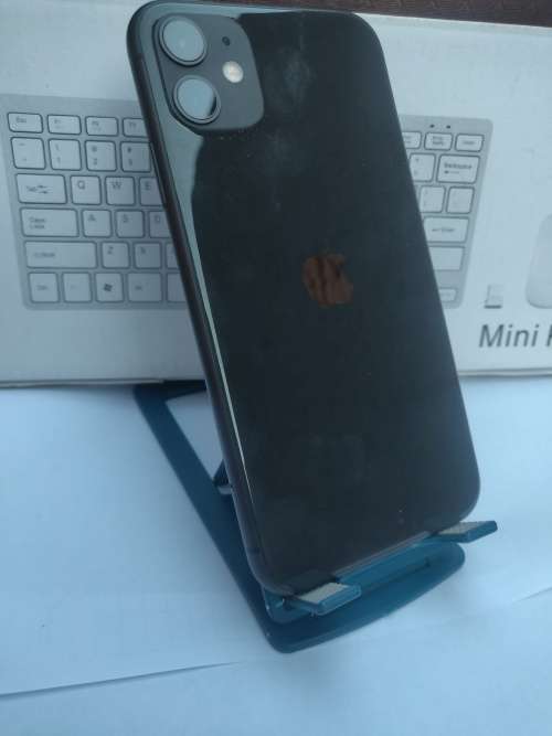 iPhone 11 || 64GB || Black || Practically NEW ||