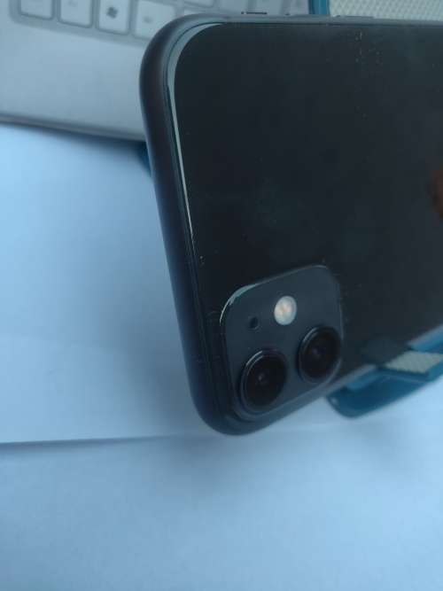 iPhone 11 || 64GB || Black || Practically NEW ||