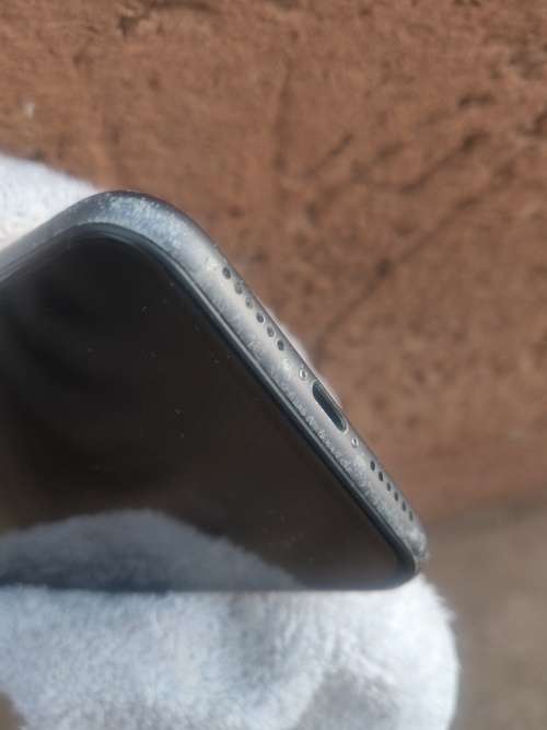 iPhone 11 || 64GB || Black || Good Condition || Please Read