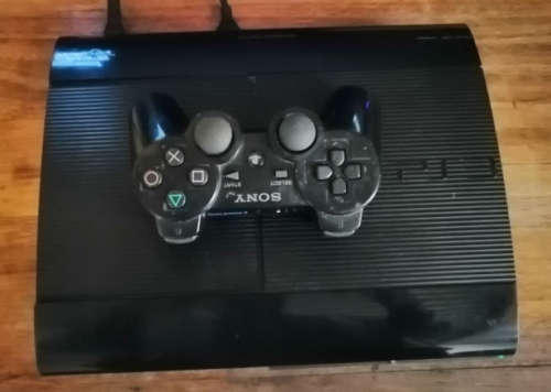 PS3 CONSOLE INCLUDING GTA V,FIFA 12,14and16 AND 3D Dot Game Heroes
