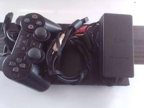PlayStation 2 CONSOLE, ONE CONTROLLER & ONE GAME