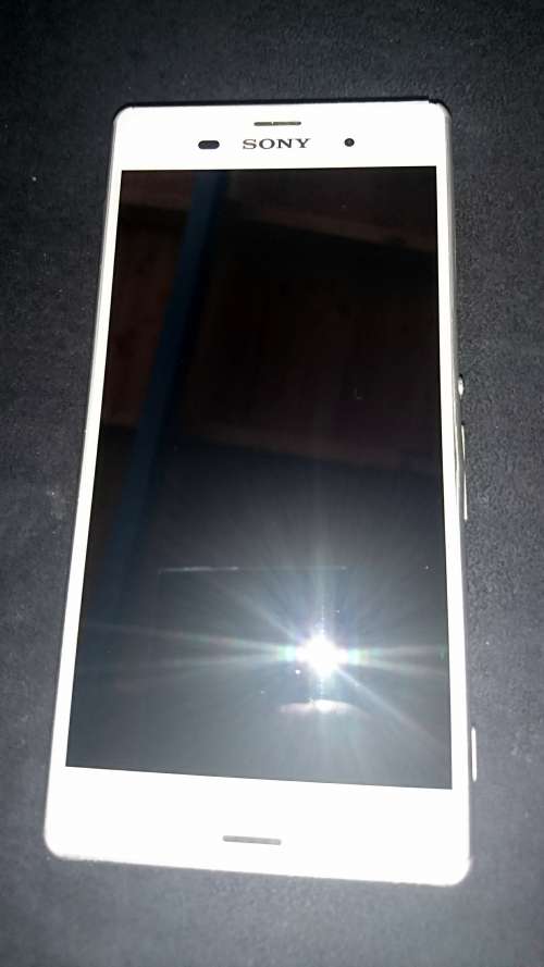 Sony Xperia Z3 near perfect condition