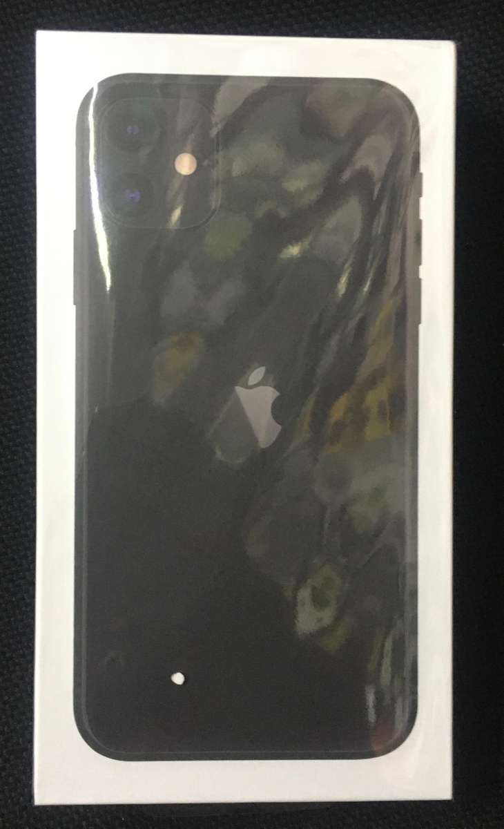 Apple IPHONE 11 !!! 64GB!!! BLACK !!! NEW SEALED BOX