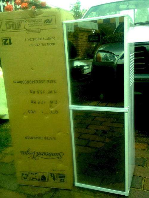 Sunbeam Mirror Finish Water Dispenser + Fridge please read