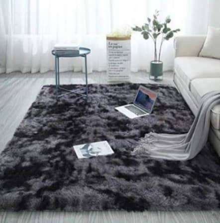 Fluffy carpet