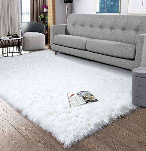 White fluffy rug