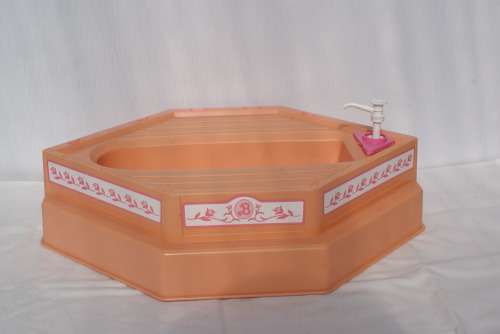 Mattel inc 1987 Barbie Bath