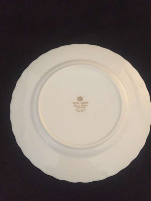 Set of 12 Royal Albert Bhone china "Vald'or sideplates