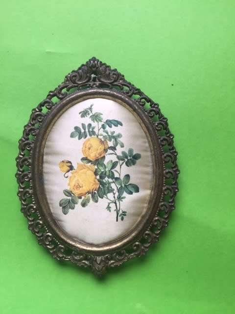 Set of 2 Vintage Italian silk pictures in Brass Frames - oval 120mm x 90mm