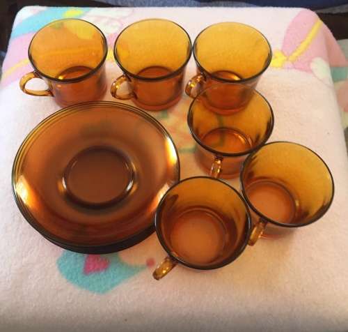 Set of 6 Duralex cup and saucers