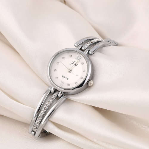Fashion Luxurious Women's Watch