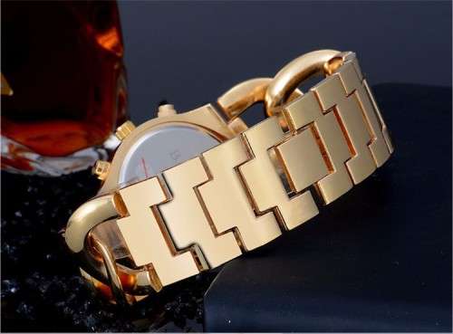 Baosaili Luxurious Women's Watch With Tags