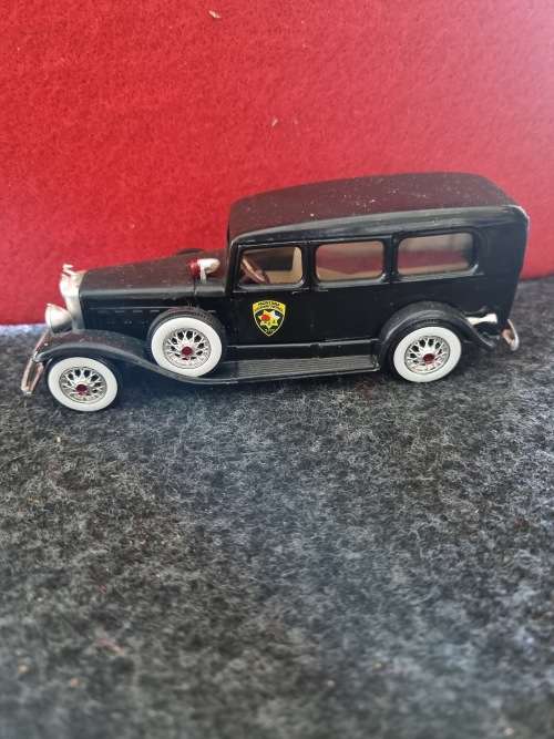 SOLIDO MODEL MADE IN FRANCE 1931 CADILLAC V16  1/43 SCALE NO BOX